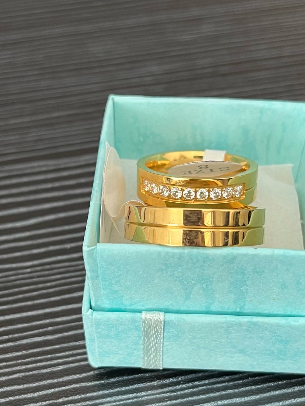 Gold and Crystal set men’s size 10 women’s size 8